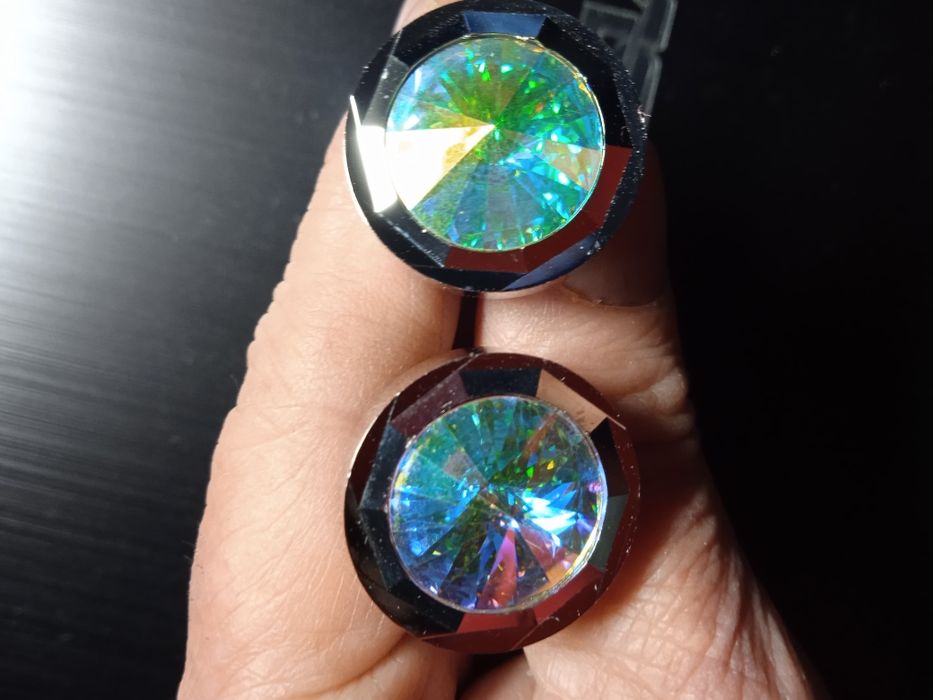 Продам мужские запонки.