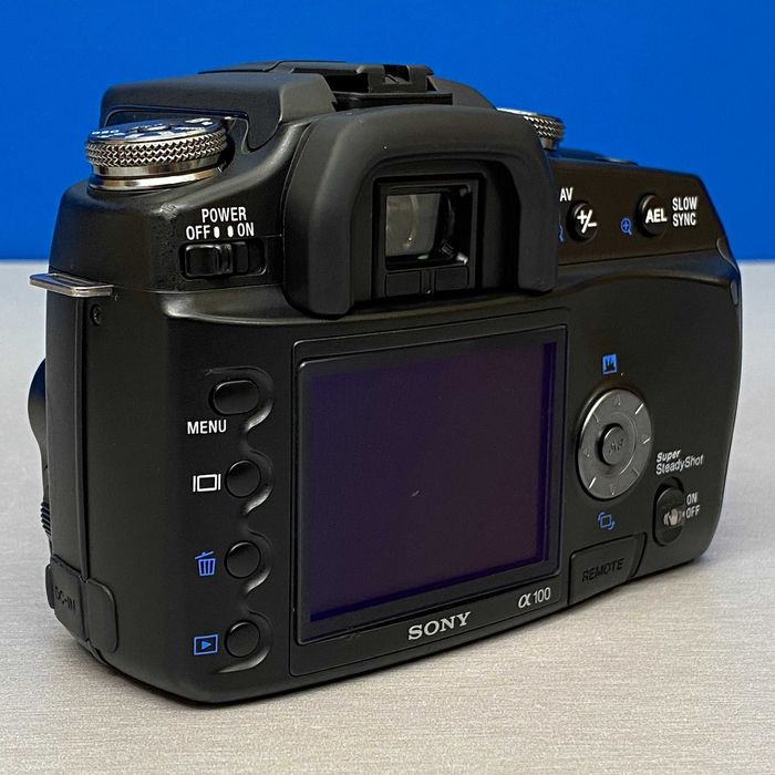 Sony Alpha A100 (Corpo) - 10.2MP