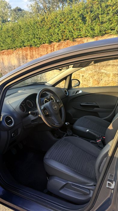 Opel corsa 1.2 - gasolina