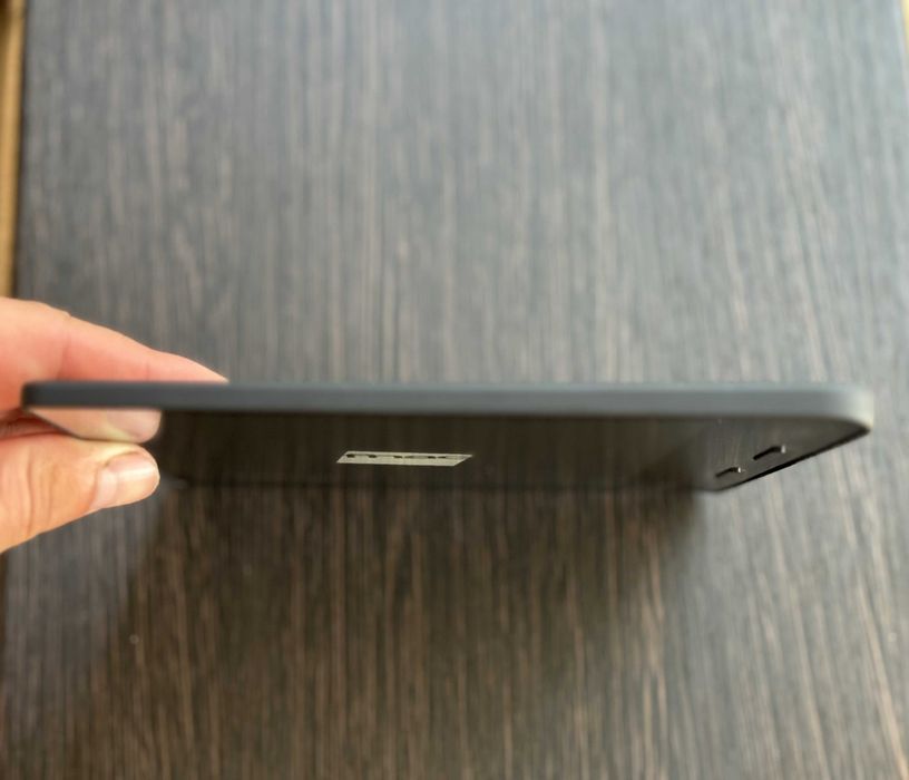 Електронна книга 8 Kobo Sage N778k 32Gb Wi-Fi Чорна