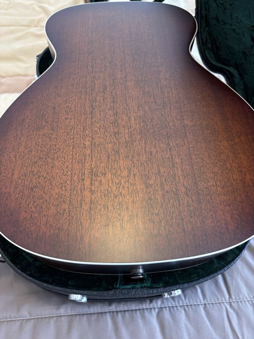 Guild M 25E guitarra acustica