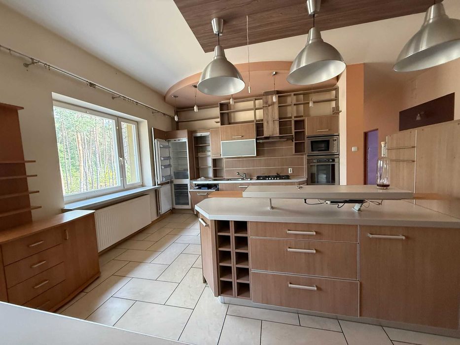 Mińsk Hala 500m2 plus biuro, mieszkanie 300m2- parking 15 samochodów