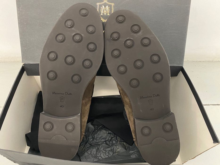 Sapato de Breloques Novos Massimo Dutti 40