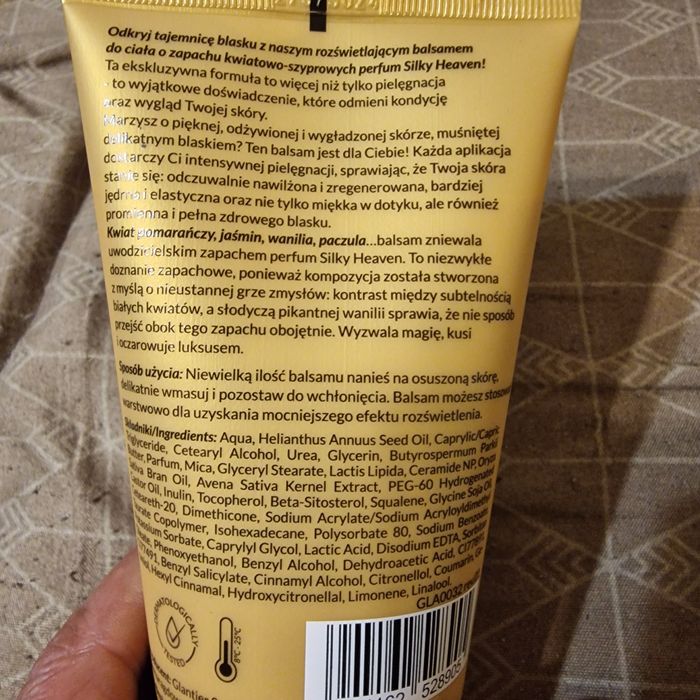 Rozświetlający balsam do ciała Glantier Silky Heaven 150 ml
