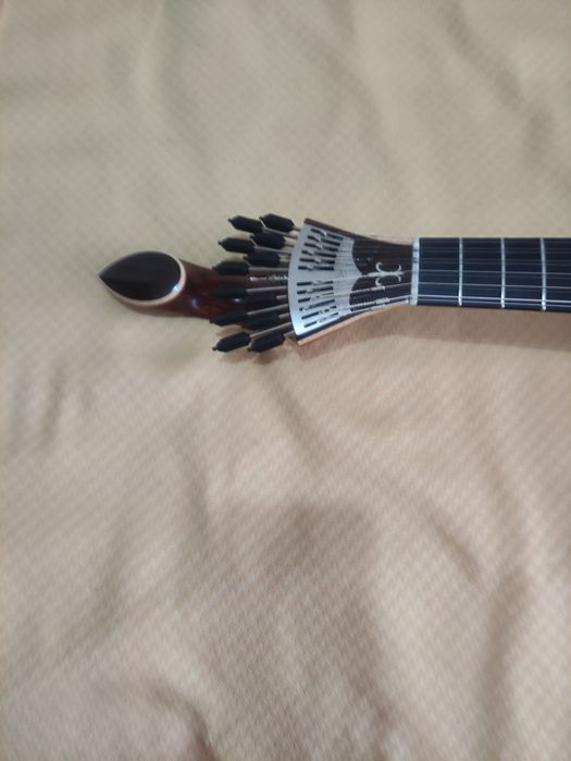 Guitarra portuguesa de Coimbra flor de lis