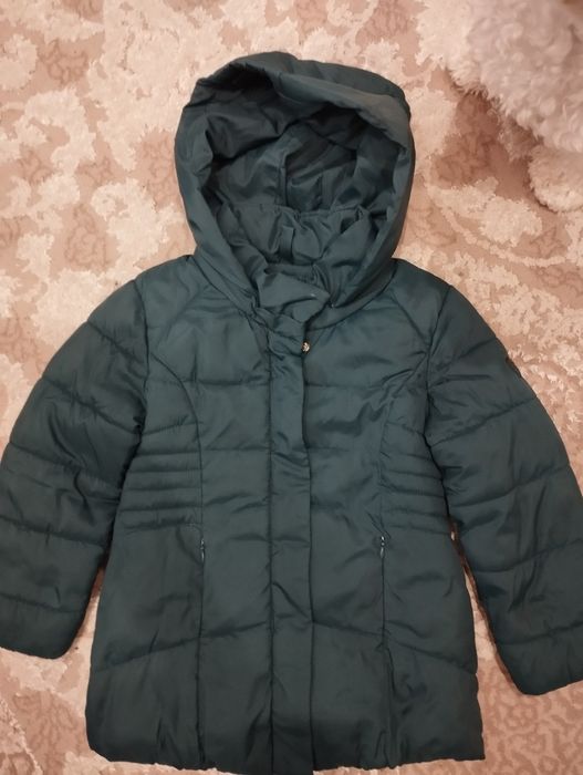 Продам куртку майорал