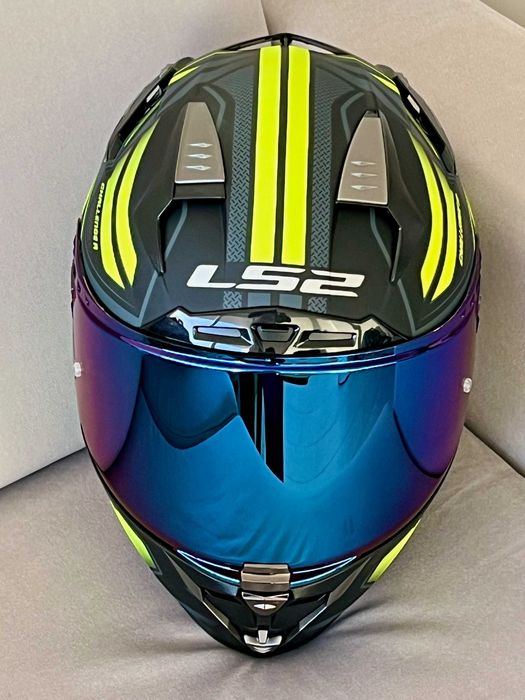 Capacete NOVO LS2 Challenger Matt Black/Fluo(44% Desconto) Em XL e XXL