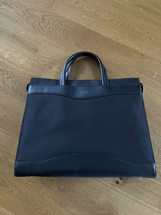 Elegancka czarna torba na laptopa