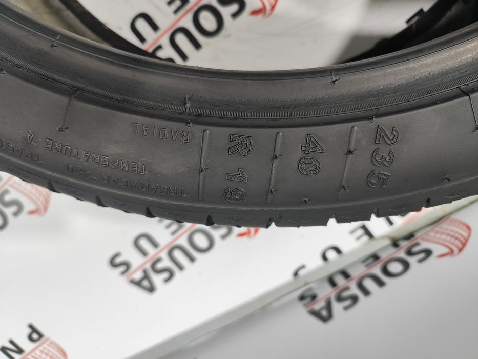 160 Euros 2 pneus 235-40R19 96y  Kleber - Oferta dos Portes