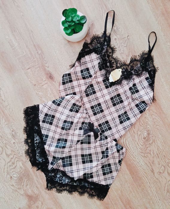 Komplet satynowy z koronką