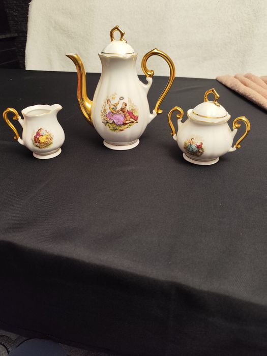 Zestaw porcelanowy do kawy