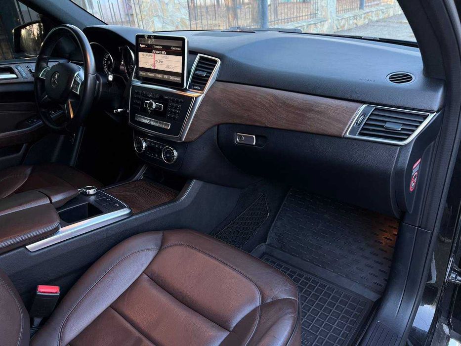 Mercedes-Benz M-Class 2013