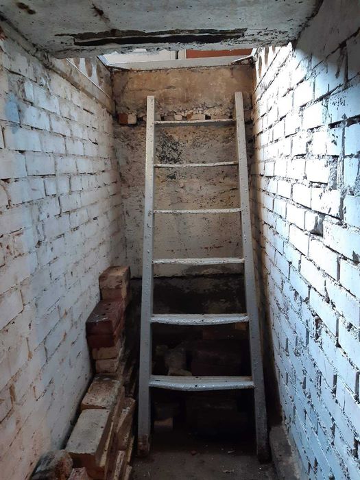 (3) Продається  гараж район Слов'янка 4945