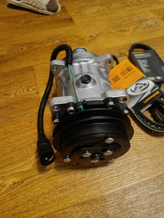 Компрессор ДАФ 95 клиновий