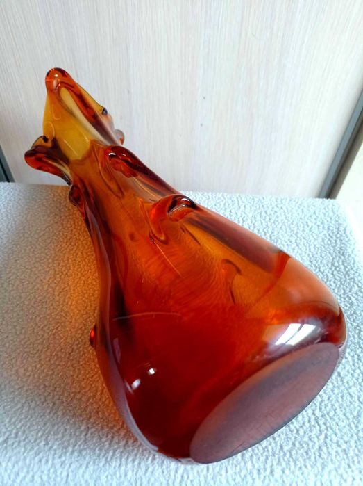 Wazon SĘKACZ szkło PRL bursztynowy miodowy 31 cm