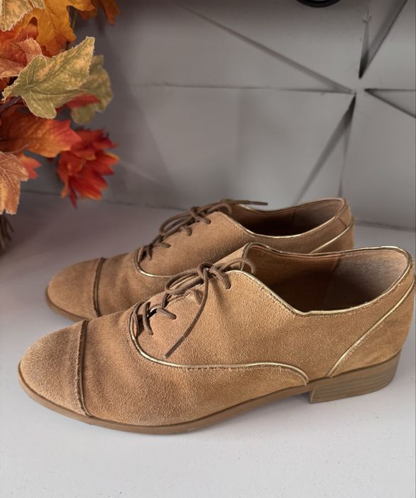 Skórzane oksfordki Mint & Berry