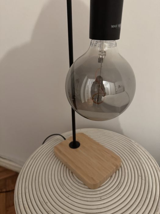 Candeeiro mesa IKEA preto/bambu437279435733094401