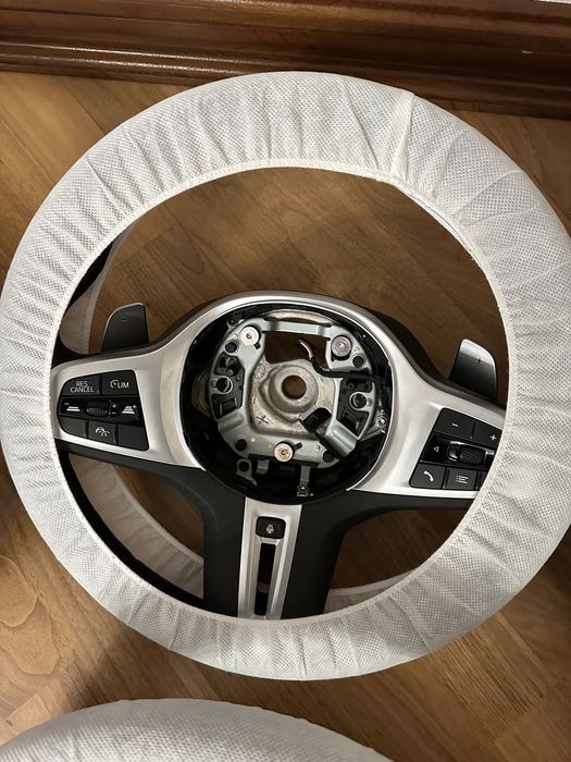 Нове М кермо руль BMW G01 G05 G11 G20 G30 G32 вібро та обігрів