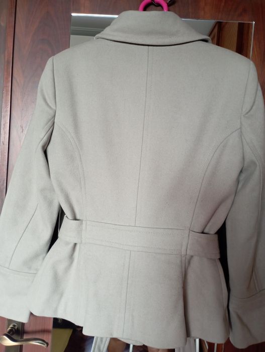 Casaco curto de lã da Zara