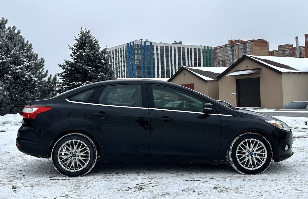 Ford Focus 3 Форд Фокус 2.0  БензиН автомат  МАКСИМАЛЬНА КОМПЛЕКТАЦІЯ