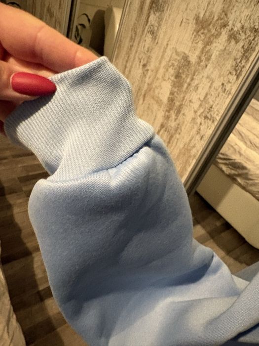 Niebieska , ciepla bluza