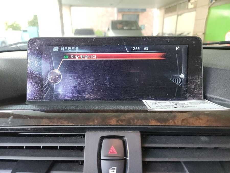 BMW 320d F30 2015 • Дизель, автомат, люк, проєкція