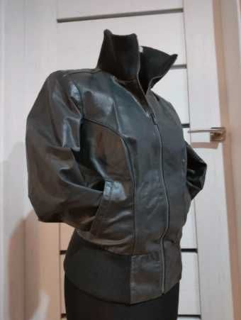 Vintage kurtka damska ze skory naturalnej.