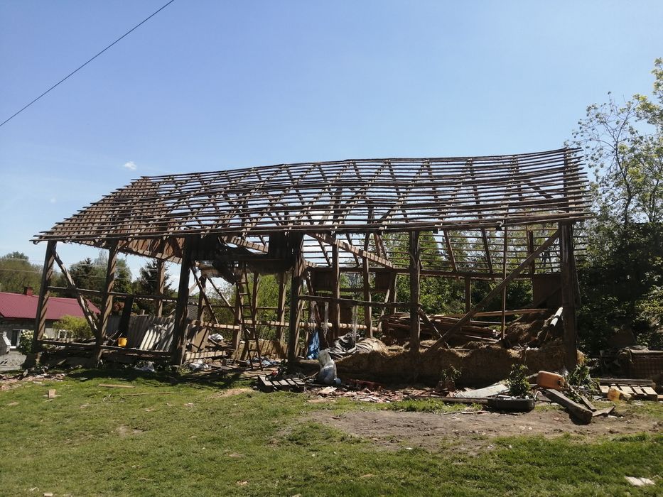 Rozbiórka stodół skup starego drewna szopy stodoły wymiana desek