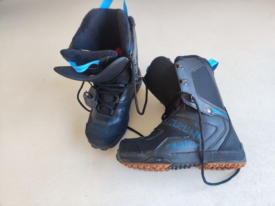Buty snowboardowe damskie
