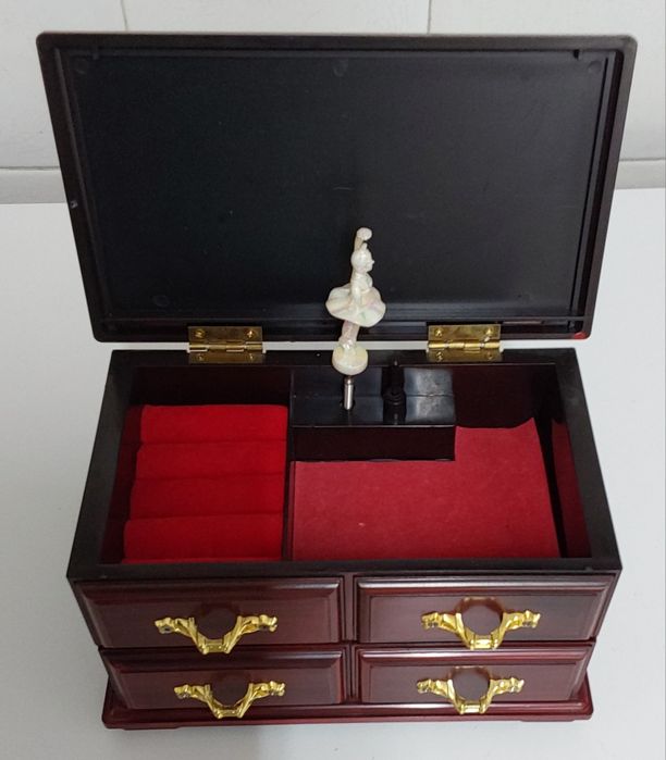 GUARDA JÓIAS VINTAGE,NOVO.MÚSICA E BAILARINA DANÇA.Casa,Quarto,Jóias.