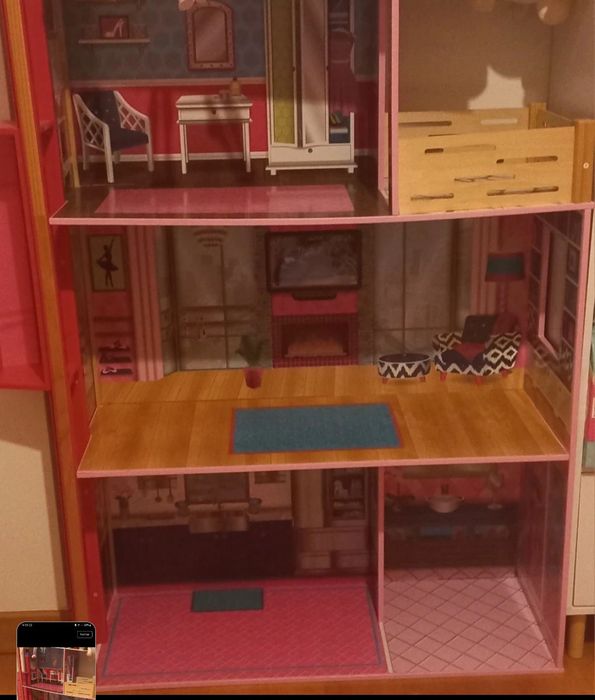 Casa de Bonecas em Madeira - Barbie