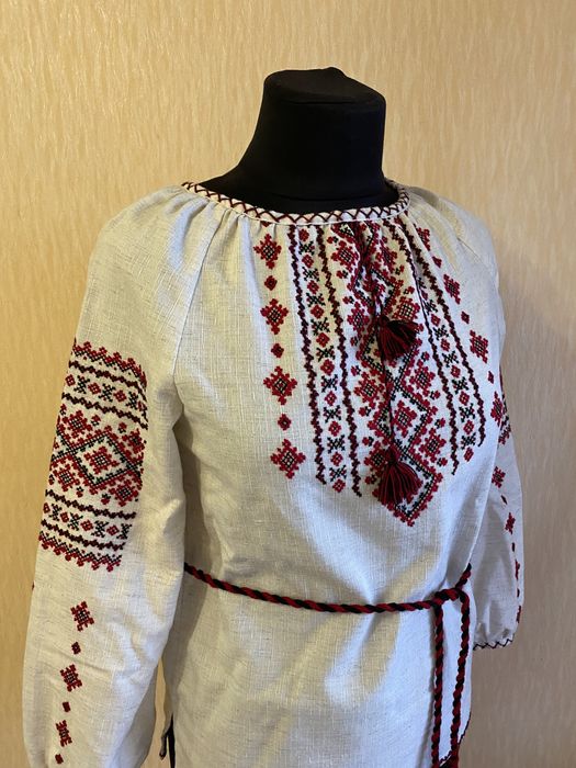 Вишиванка національний одяг льняна нова