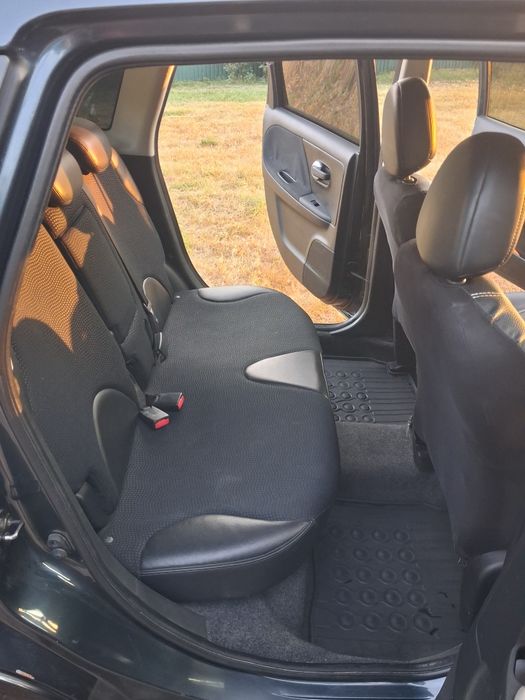 Nissan note 2012