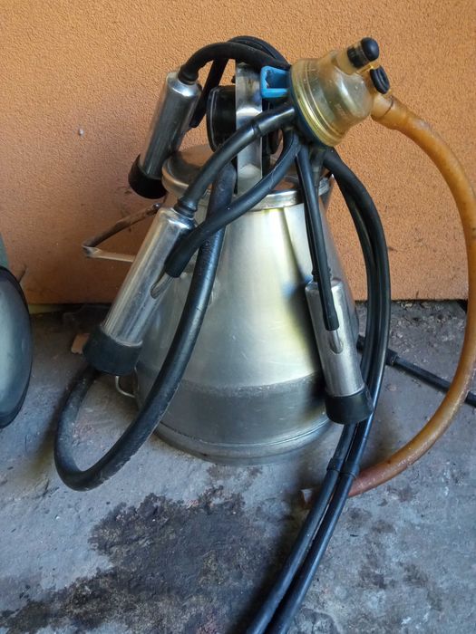 Dojarka konwiowa Agromet AlfaLaval H 305