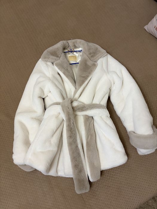 Продам шубку Lior