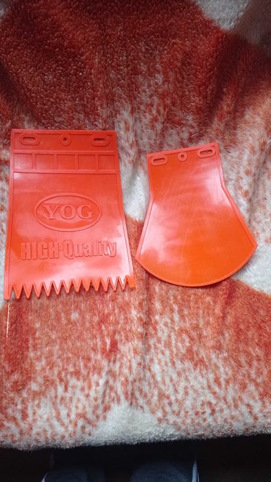 Бризговики кольорові