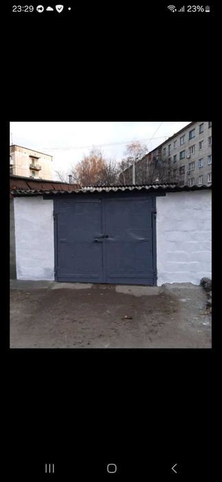 Продам гараж. Центр.