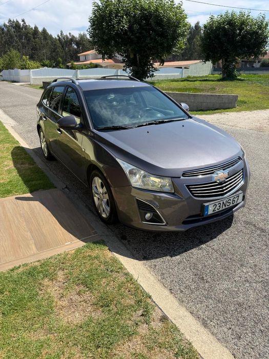 Carrinha Chevrolet Cruze - Estado irrepreensível com garantia