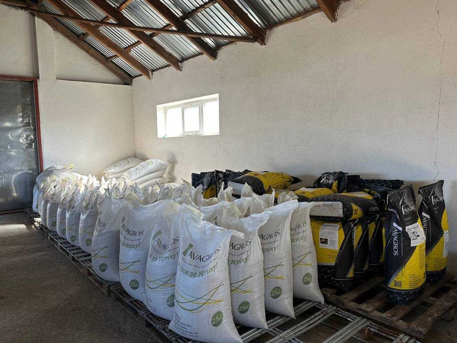 Комбікорм та БМВД | Свині, бройлери, несушки, кролі, риба