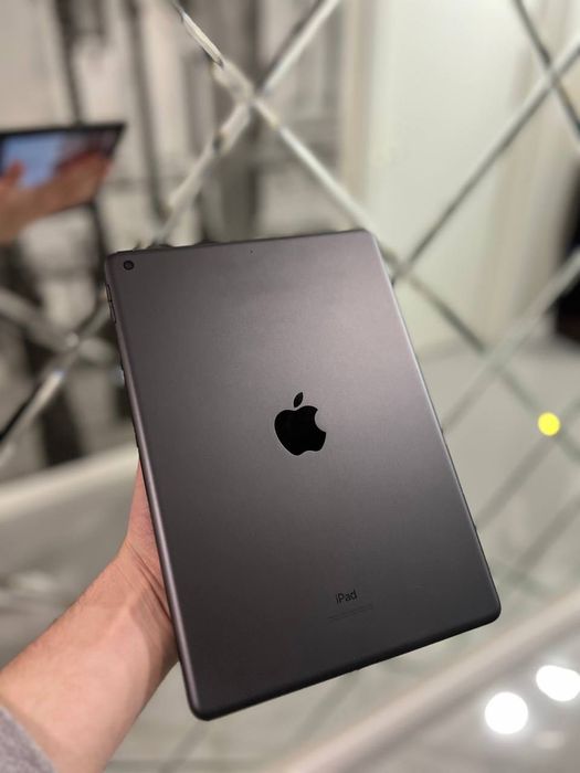 iPad 7 покоління 2019року 128gb 10.2 Wifi в чудовому стані з гарантією