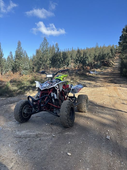 Vendo suzuki ltz 400 em bom estado sem documentos , revisao feita e pneus novos