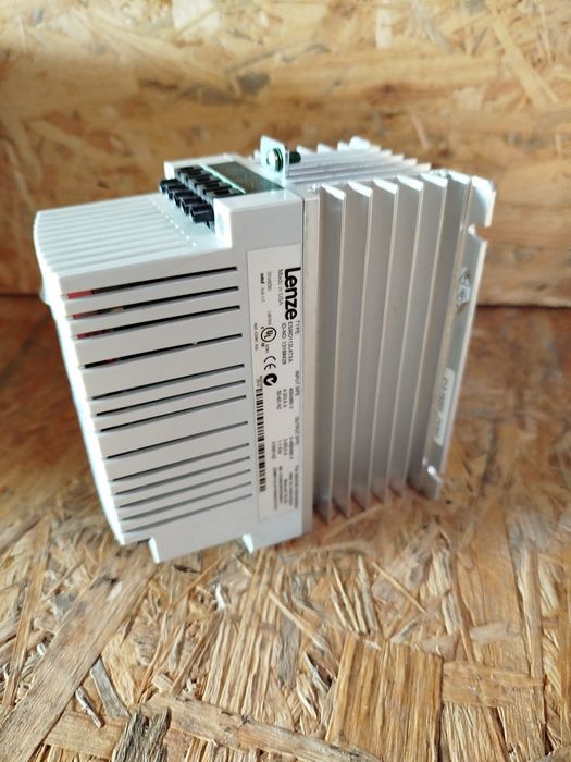 Falownik lenze ESMD 112L4TXA nowy