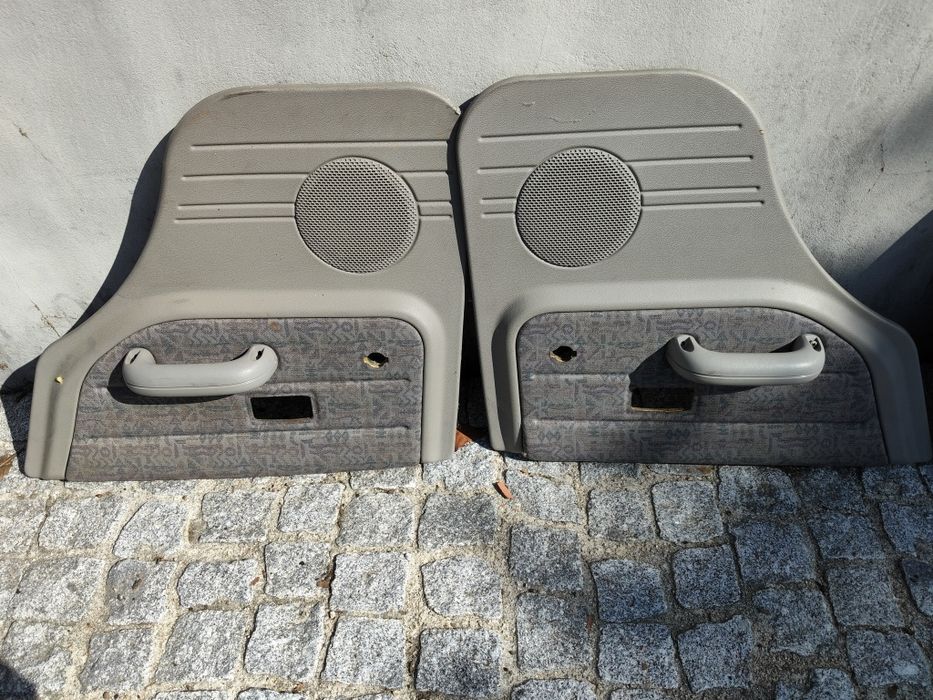 Forras das portas de Freelander