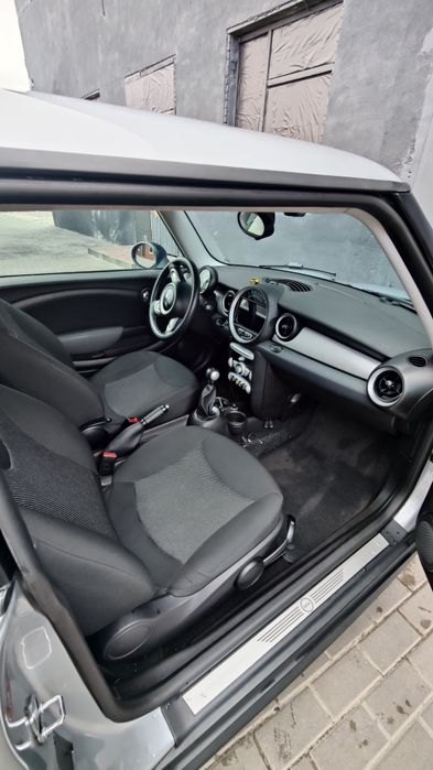 Продам Mini Cooper