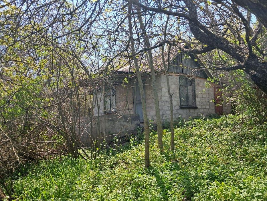 Продам будиночок з великою ділянкою в селищі Корсунівка Валківської громади Богодухівського району