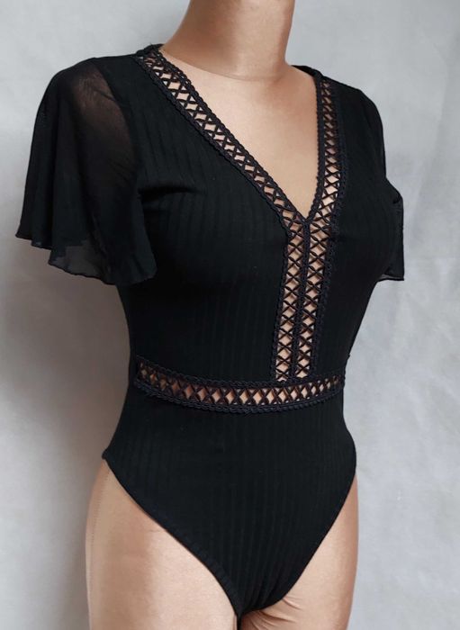 Oryginalne body prążek tiul Shein M/38 romantic goth rock