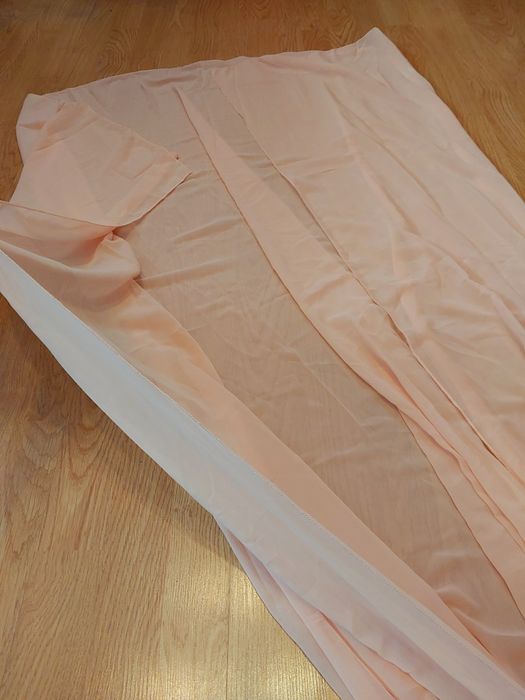 Prześliczna sukienka do sesji ciążowych