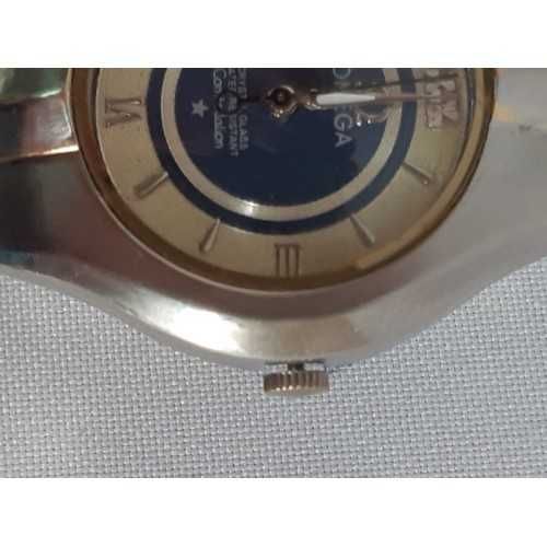 Часы наручные Omega Constellation синие
