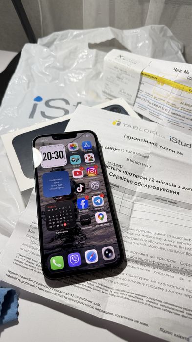 Продам iPhone 13 128gb
