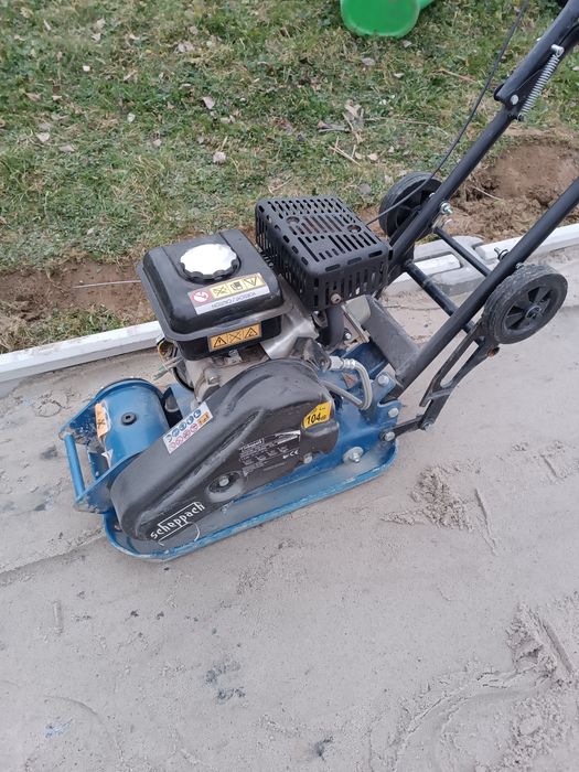 Wypożyczę zagęszczarkę 55 kg z gumą do kostki